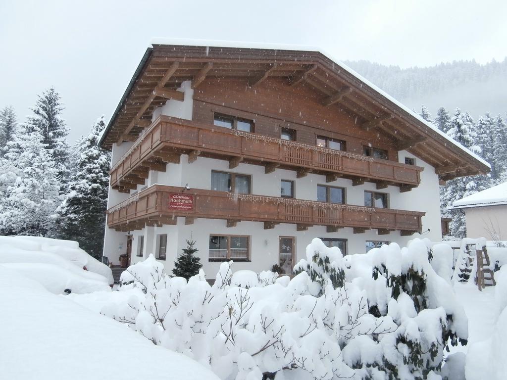 Ferienwohnung Gästehaus Hochmuth Mayrhofen Exterior foto